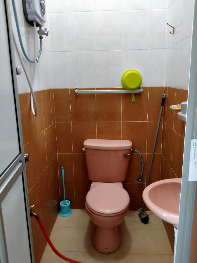 Penginapan Mycj - Roomstay Kuala Terengganu Kültér fotó
