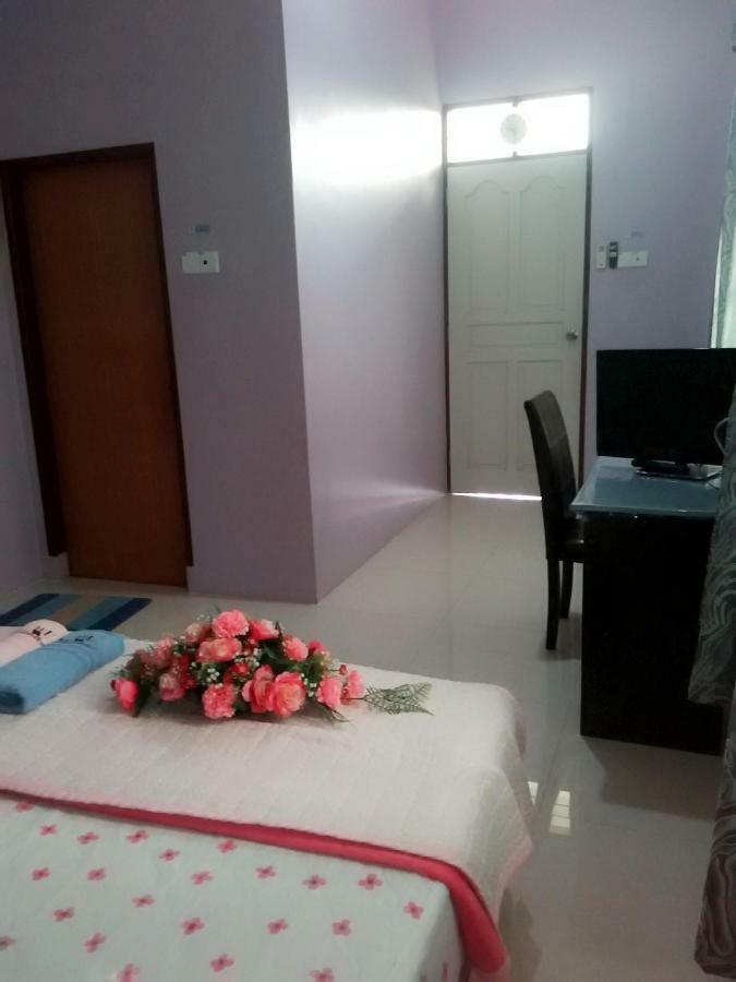 Penginapan Mycj - Roomstay Kuala Terengganu Kültér fotó