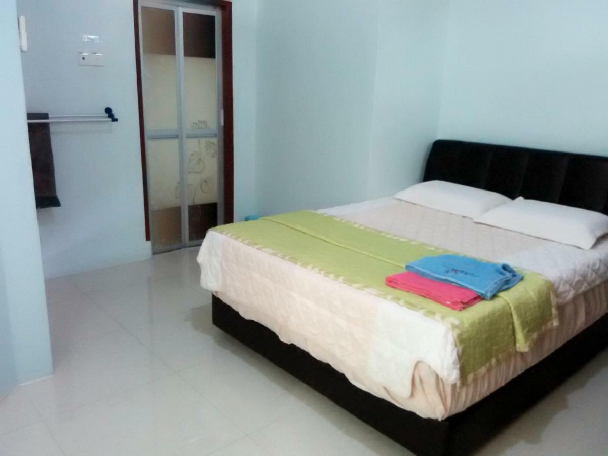 Penginapan Mycj - Roomstay Kuala Terengganu Kültér fotó